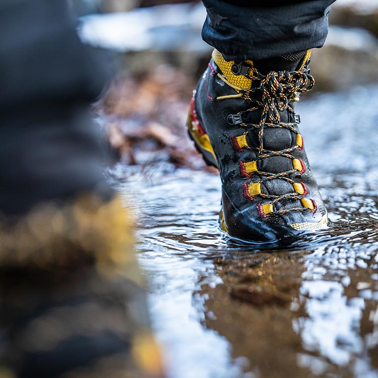 LA SPORTIVA トランゴ テック レザー GTX ※登山で1回のみ使用-